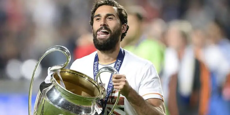 لماذا تم إختيار اربيلوا بالظبط مدربا لريال مدريد